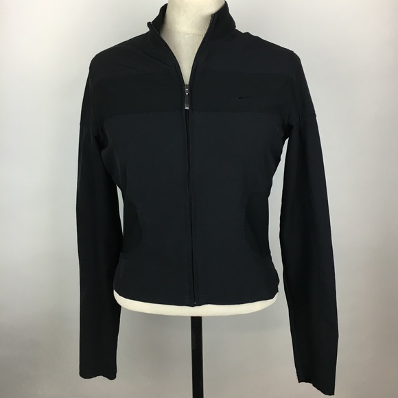 black dri fit jacket